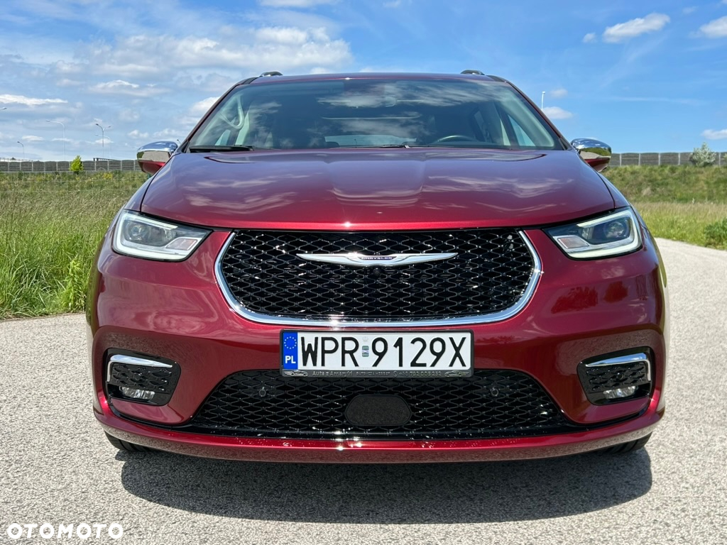 Chrysler Pacifica - 8