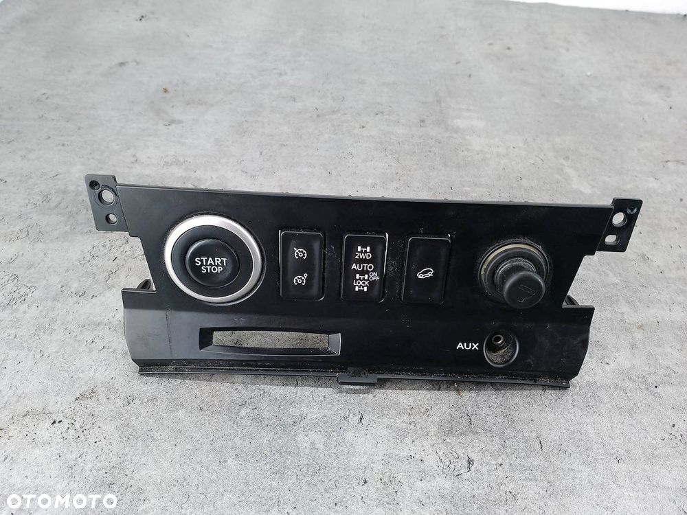 PANEL PRZEŁĄCZNIKÓW RENAULT KOLEOS I 68260JY43A - 1