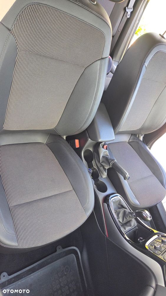 Opel Astra 1.4 T Cosmo - 13