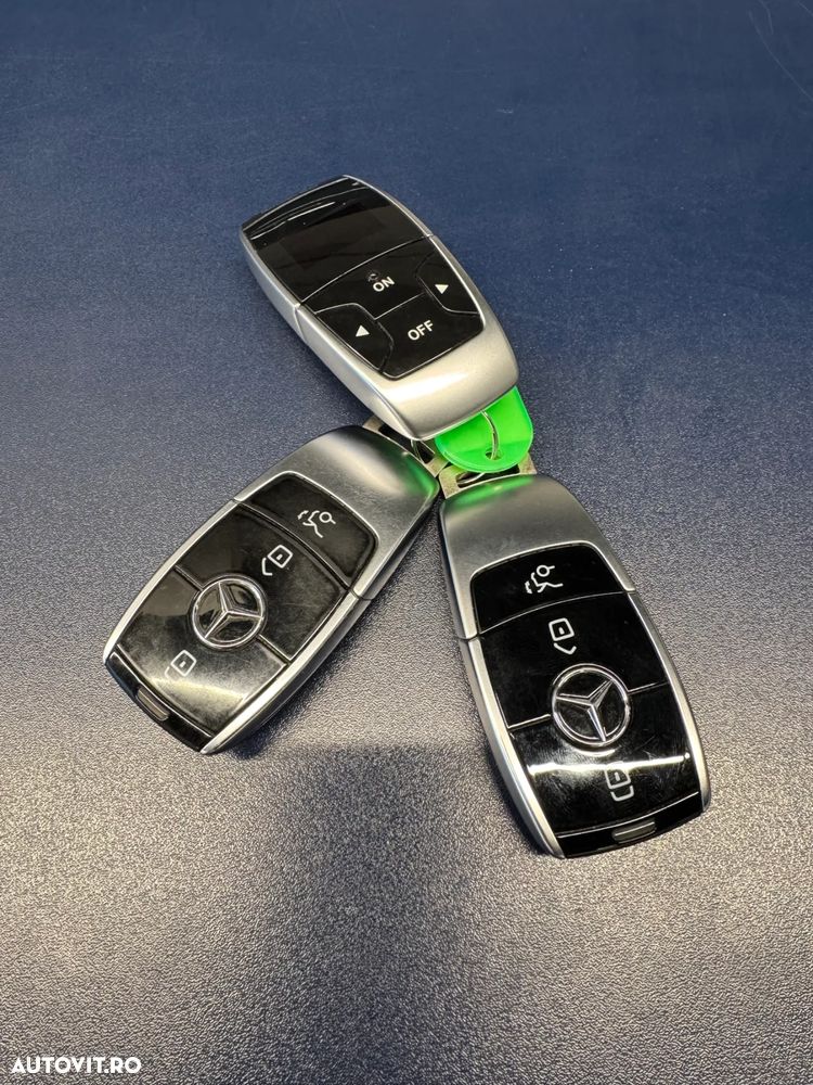 Mercedes-Benz E 220 d 4Matic Coupe 9G-TRONIC AMG Line - 28