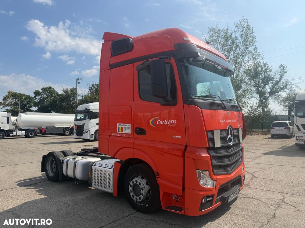 Mercedes-Benz ACTROS - 3