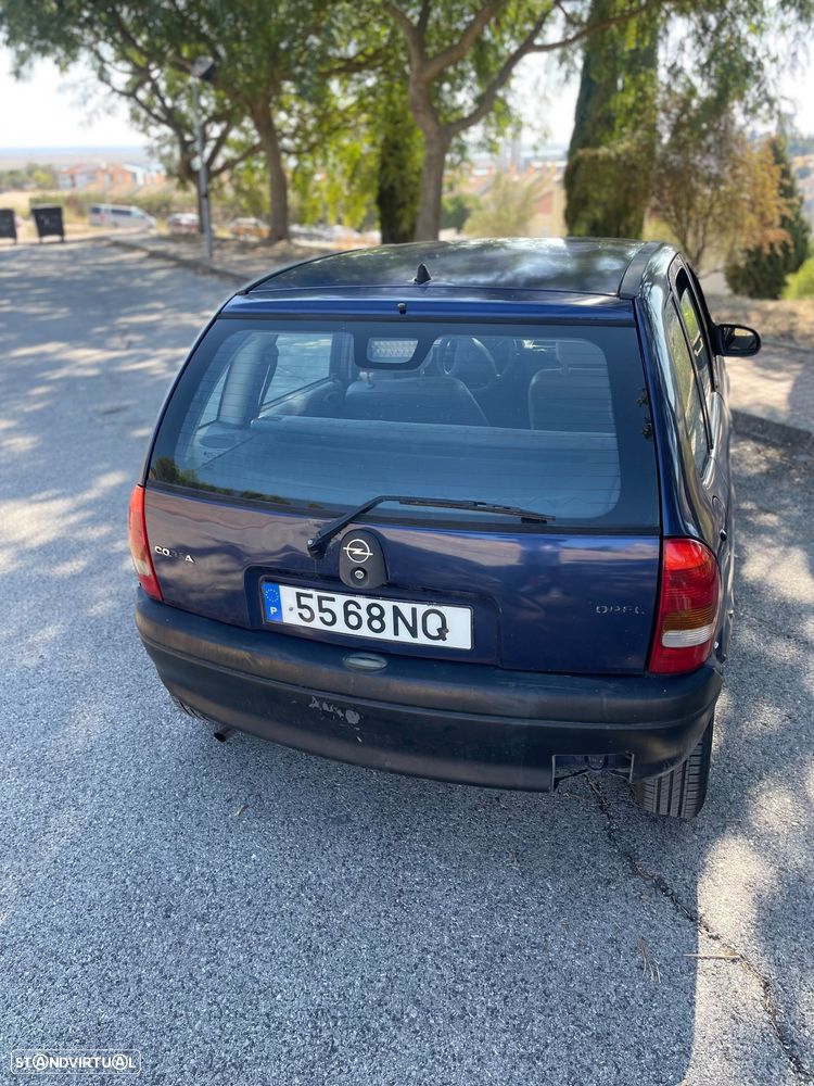 Opel Corsa - 3