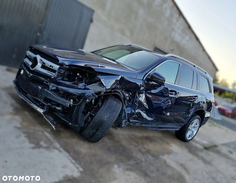Mercedes-Benz GL 500 4Matic 7G-TRONIC - 4