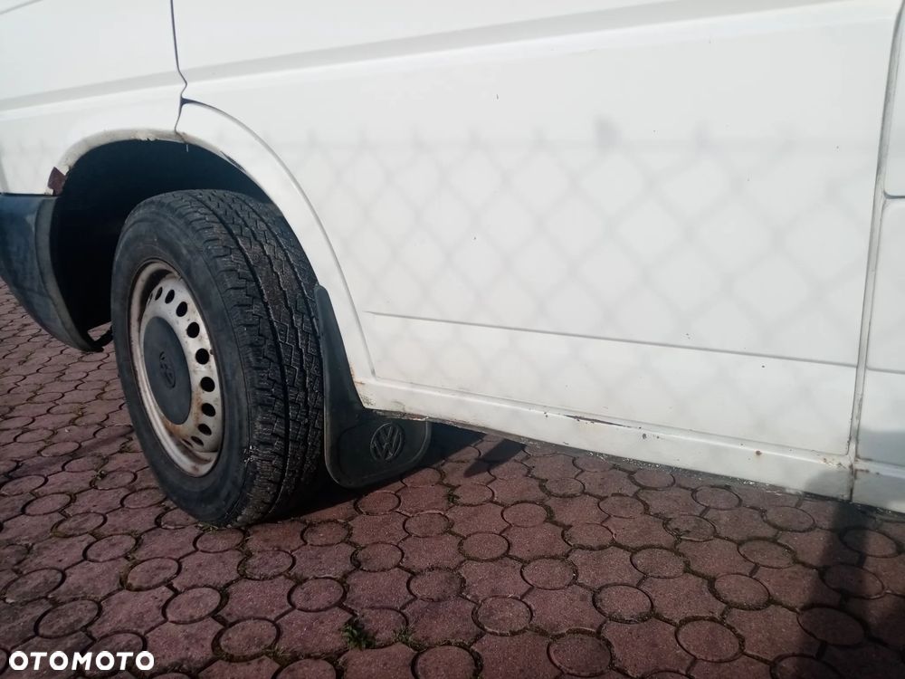 Volkswagen Transporter - 11