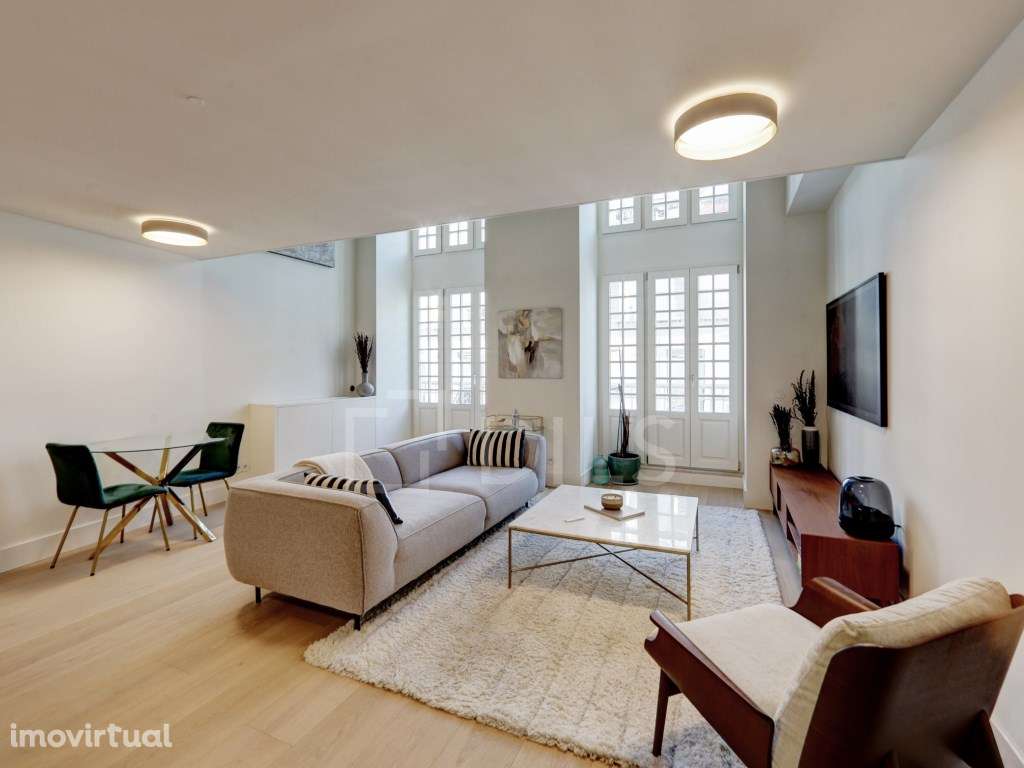 Apartamento T1+1 duplex com terraço e estacionamento, na Avenida da... - Grande imagem: 2/41