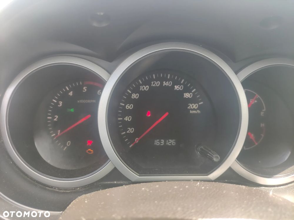 Suzuki Grand Vitara 1.9 DDiS - 10