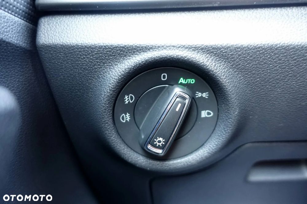 Skoda Kamiq 1.0 TSI DSG Style - 33