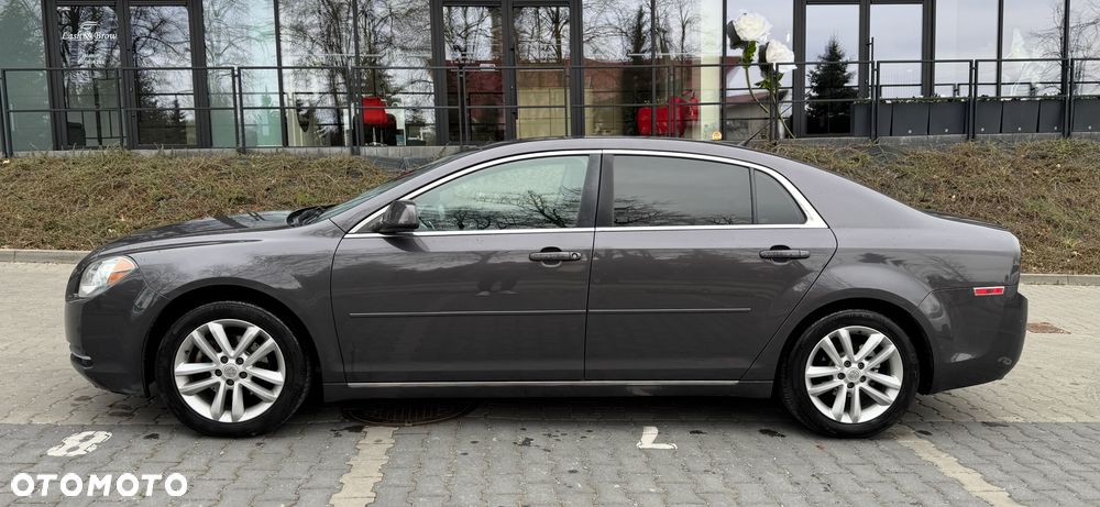 Chevrolet Malibu - 4