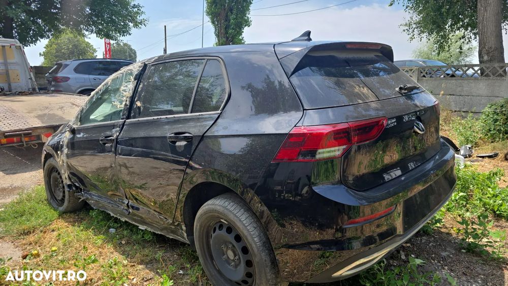 Volkswagen Golf 1.0 TSI OPF Active - 5