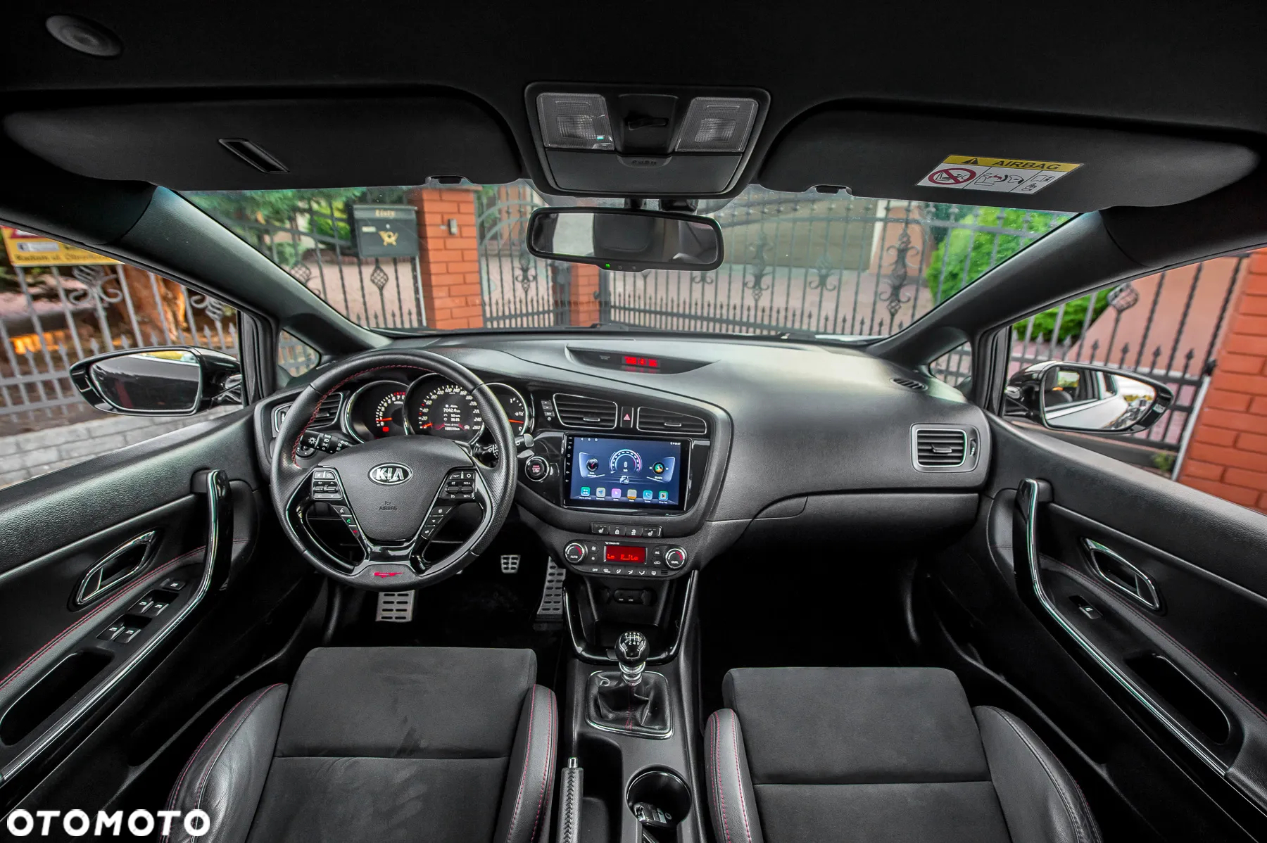 Kia Ceed 1.6 T-GDI GT - 23