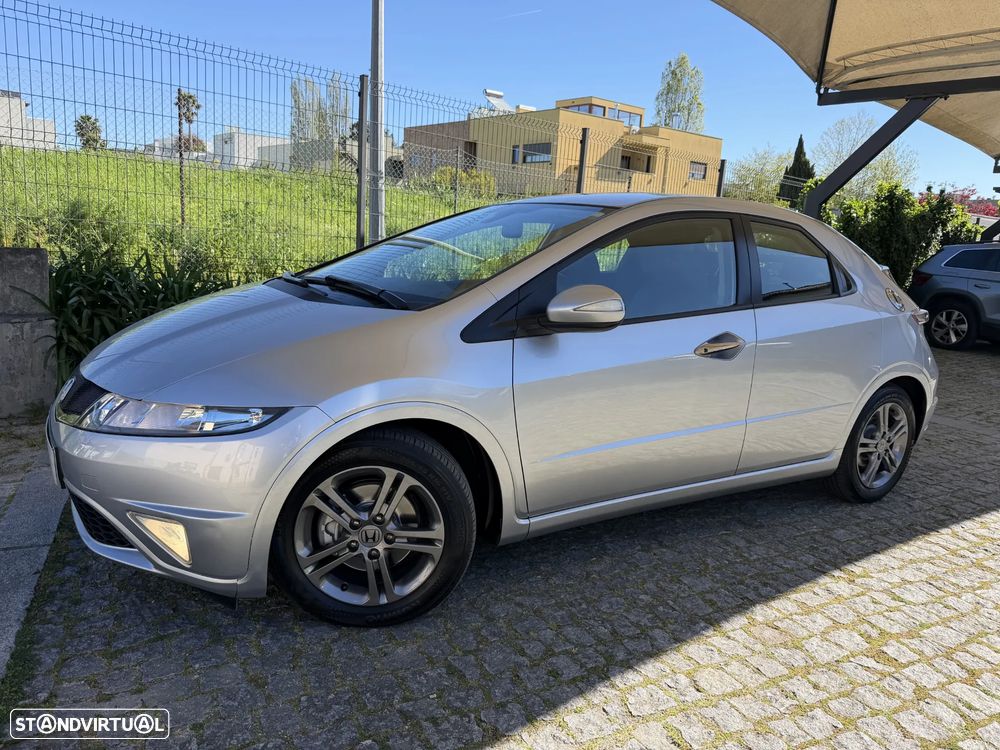Honda Civic 1.4 i-VTEC Sport Edition - 9
