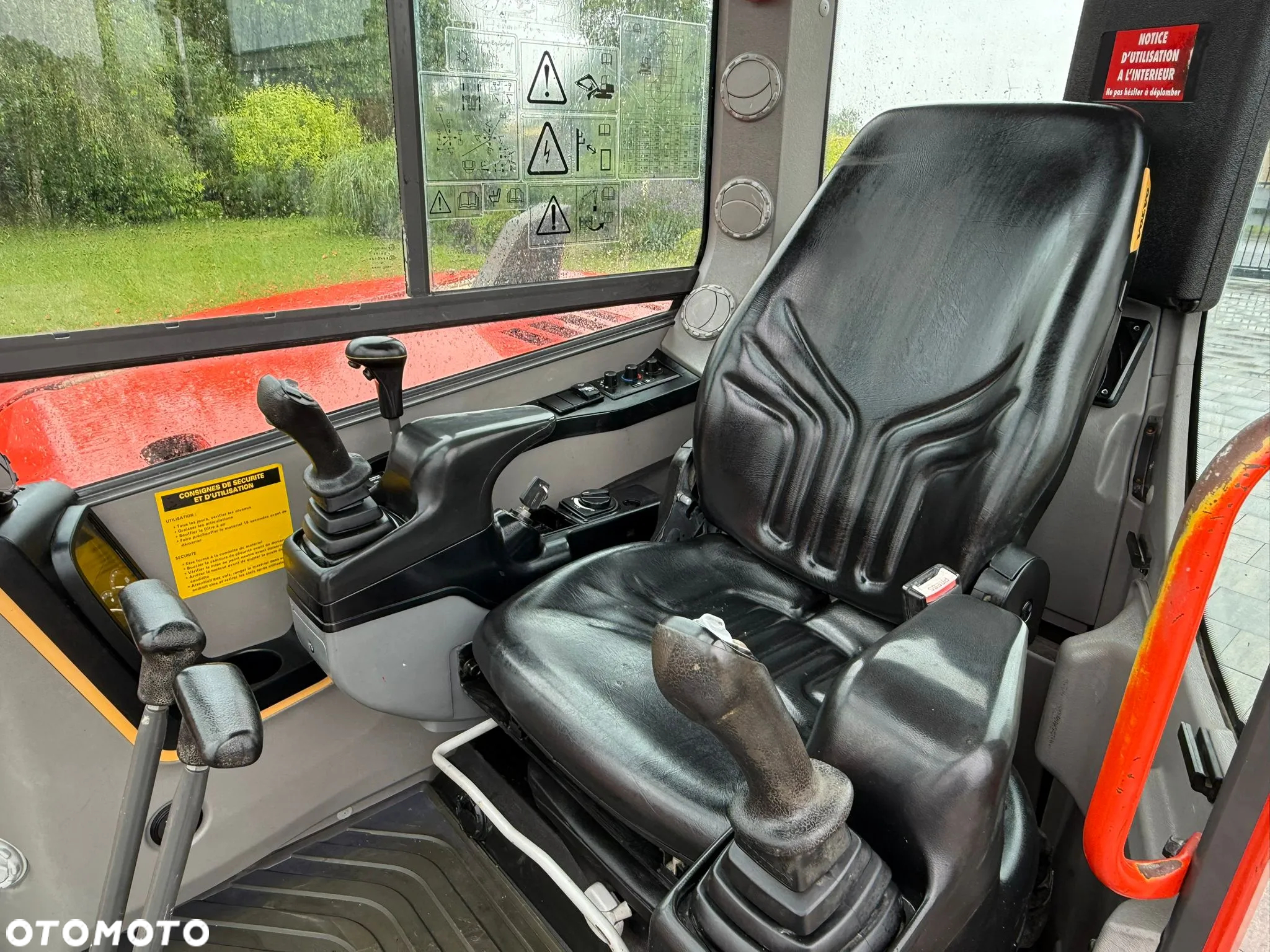Volvo ECR88D - 13