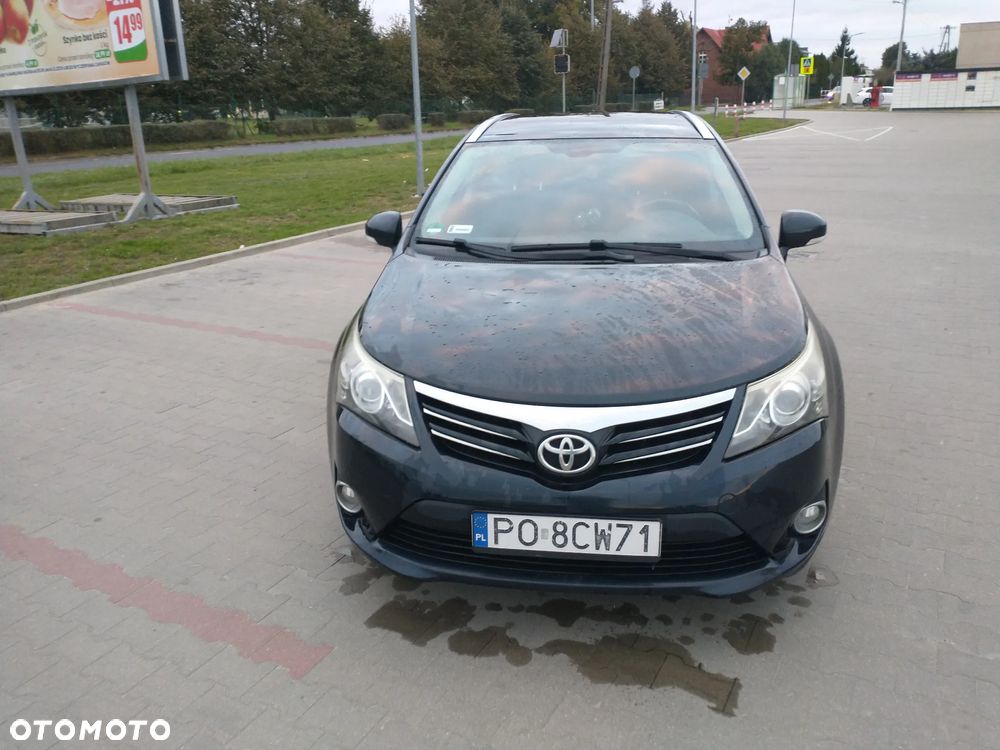 Toyota Avensis 2.0 D-4D Luna - 4
