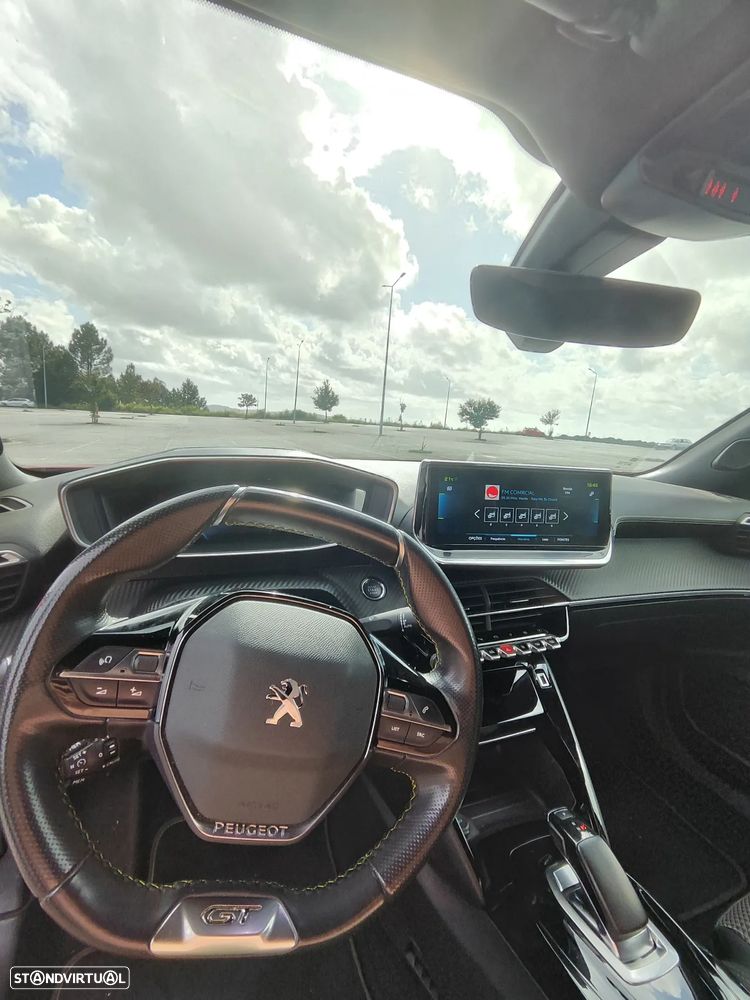 Peugeot e-2008 50 kWh GT Line - 5