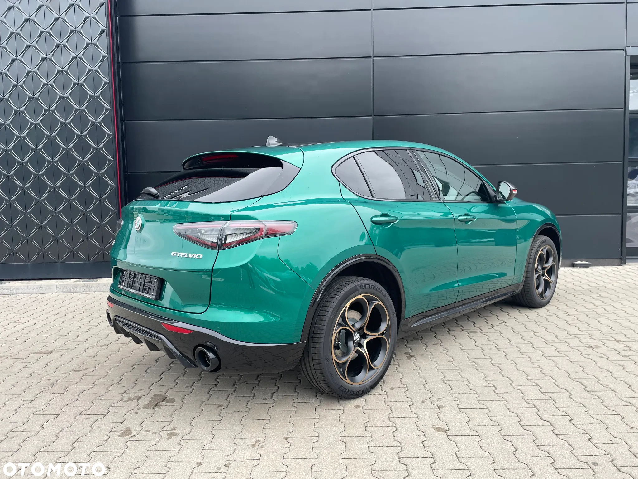 Alfa Romeo Stelvio 2.0 Turbo Intensa Q4 - 5