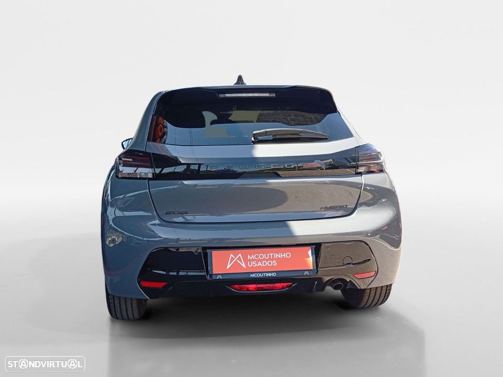 Peugeot 208 - 4