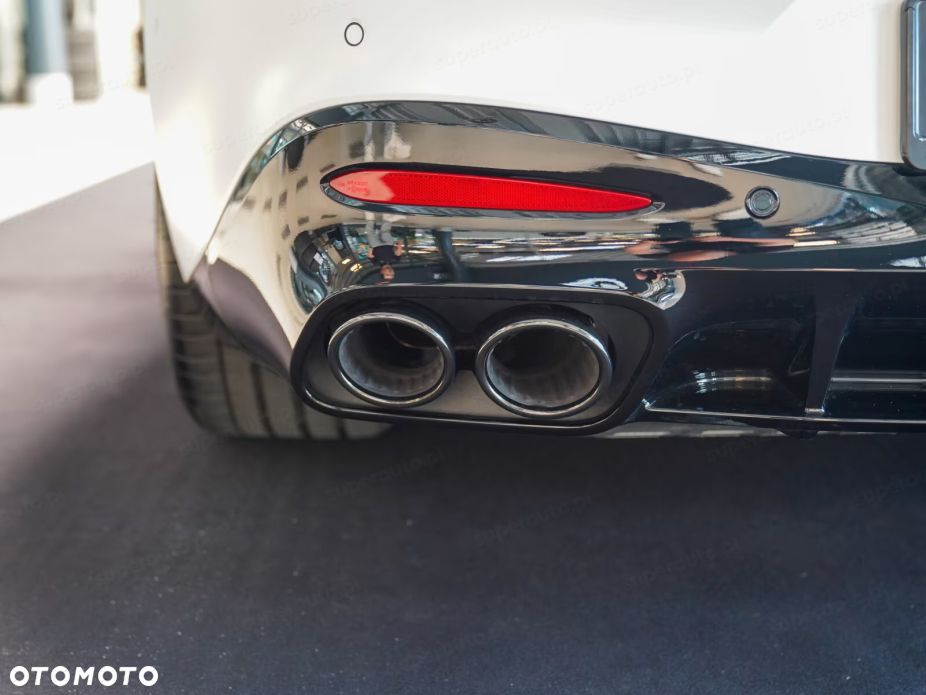 Mercedes-Benz AMG GT 43 mHEV - 15
