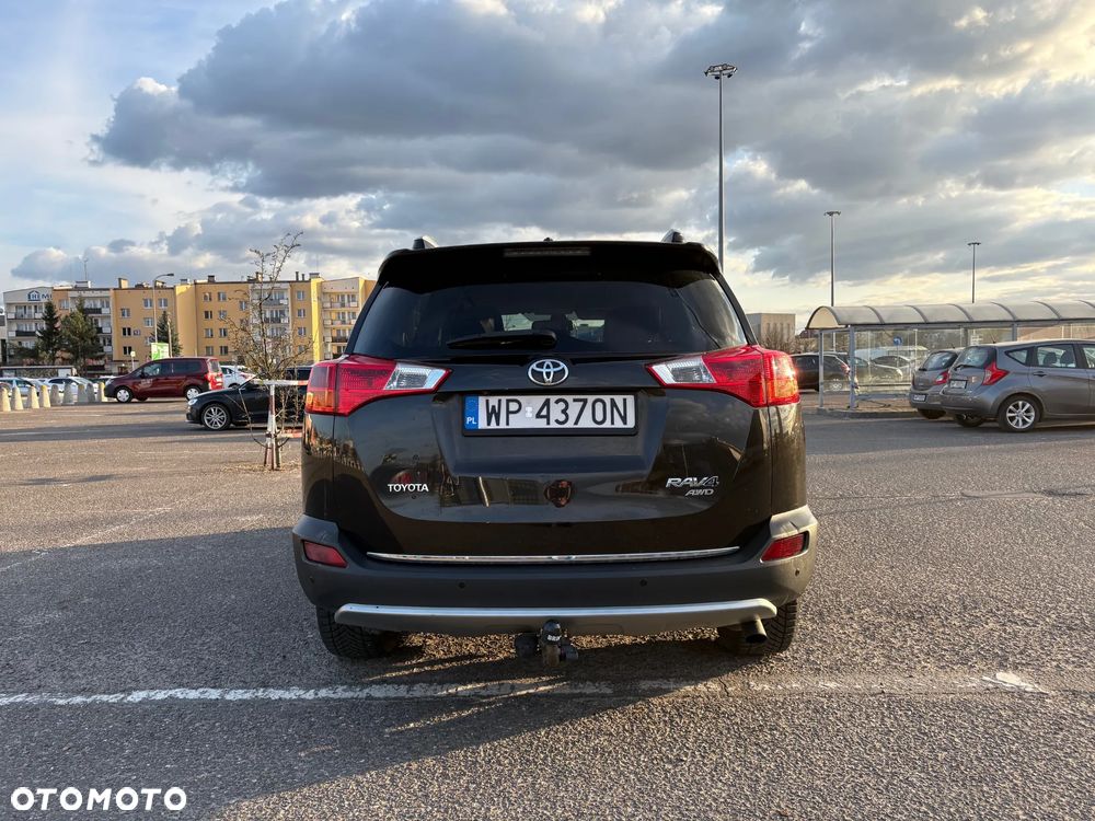 Toyota RAV4 2.2 D-CAT Premium - 5