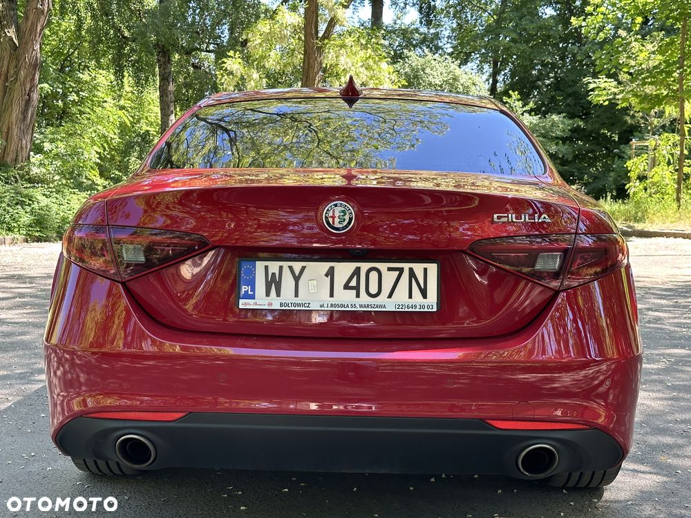 Alfa Romeo Giulia 2.0 Turbo Business - 16