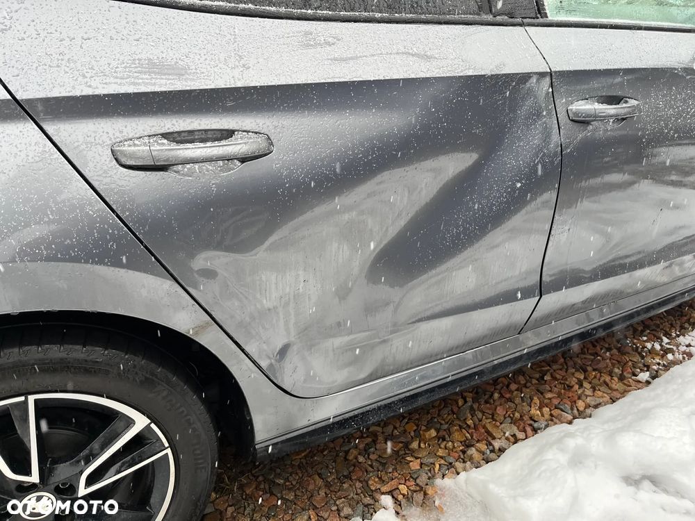 Skoda Fabia 1.0 TSI Monte Carlo - 7