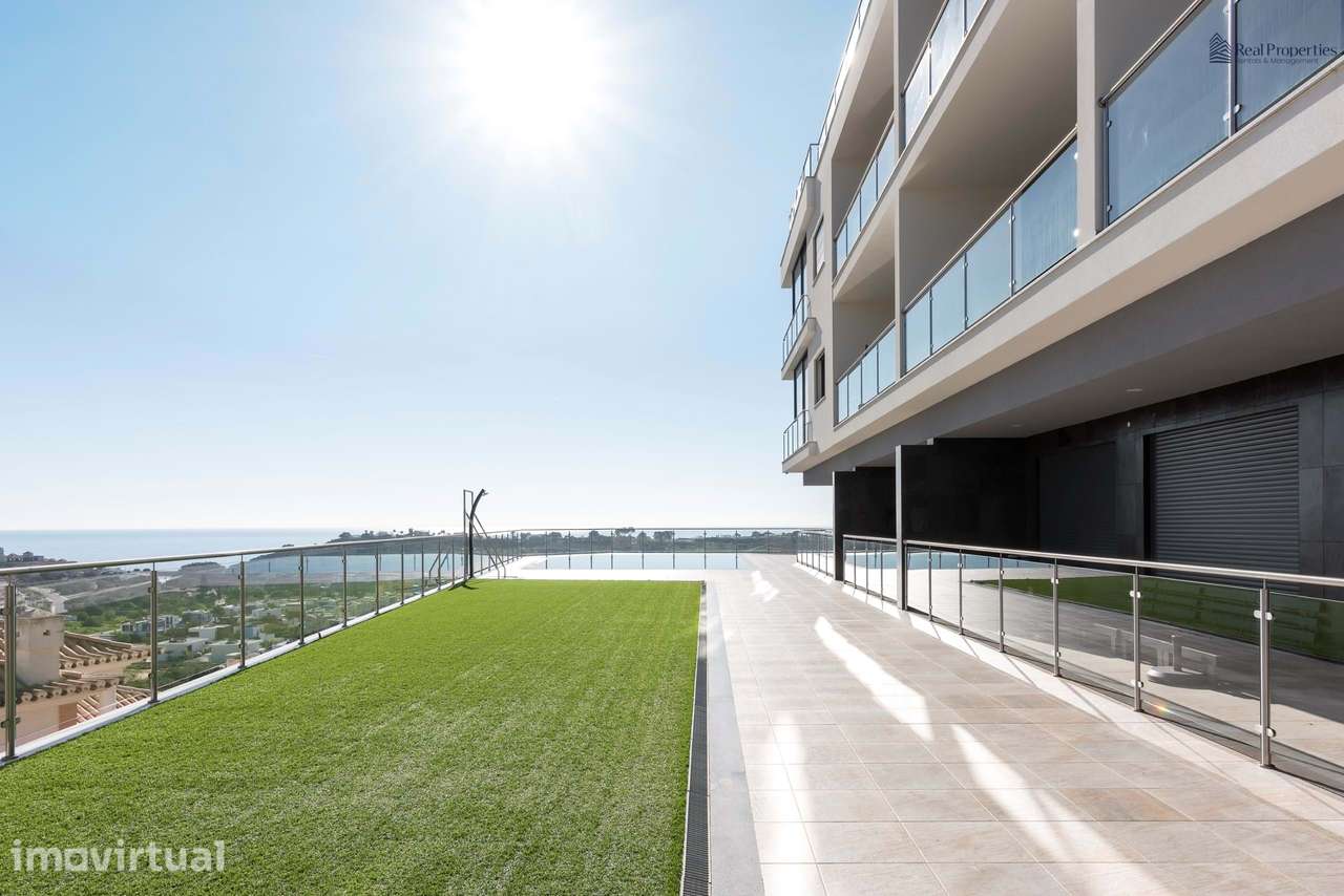 Apartamento Moderno e Elegante de 3 Quartos com Vista Mar em Albufeira - Grande imagem: 2/24