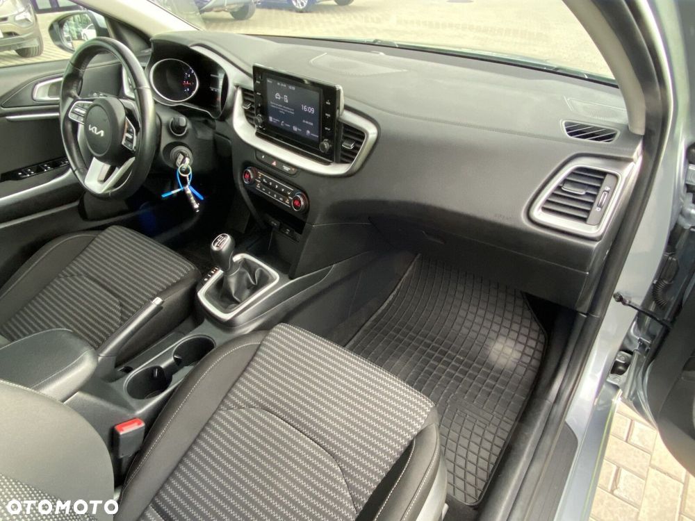Kia Ceed - 18