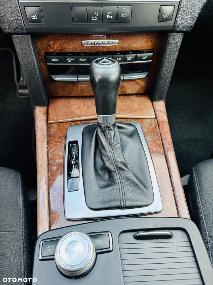 Mercedes-Benz Klasa E 200 CDI DPF BlueEFFICIENCY 7G-TRONIC Elegance - 15