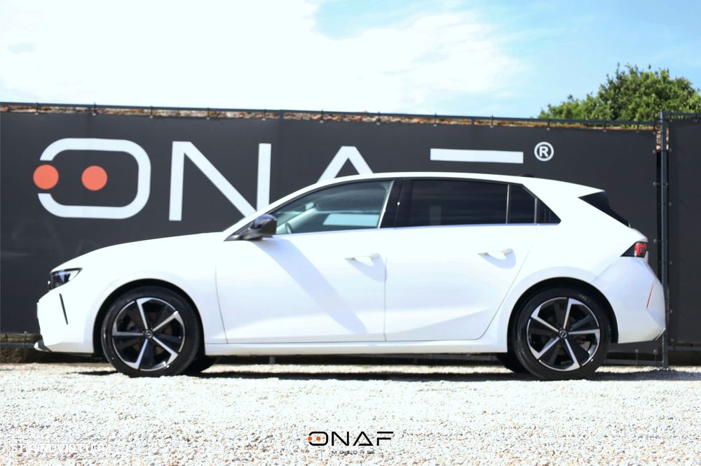 Opel Astra 1.2 T Elegance - 9