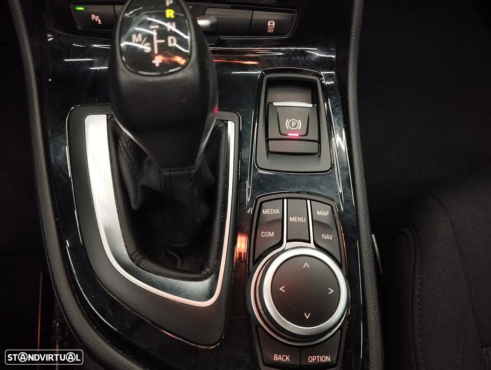 BMW 225xe Active Tourer Advantage - 40