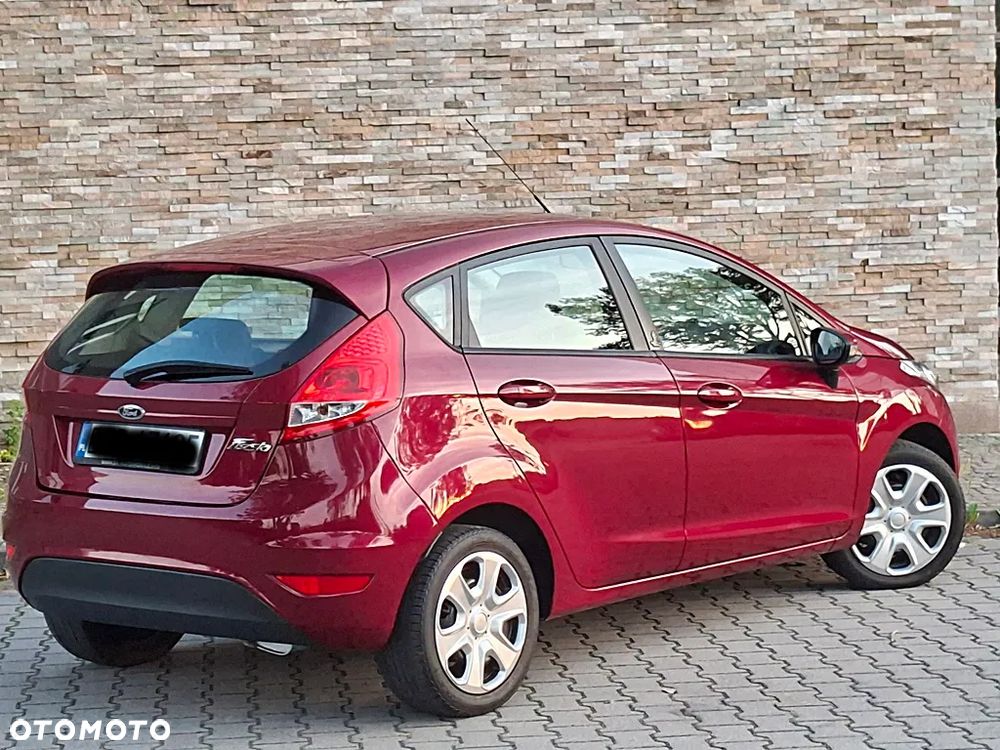 Ford Fiesta 1.25 Champions Edition - 21