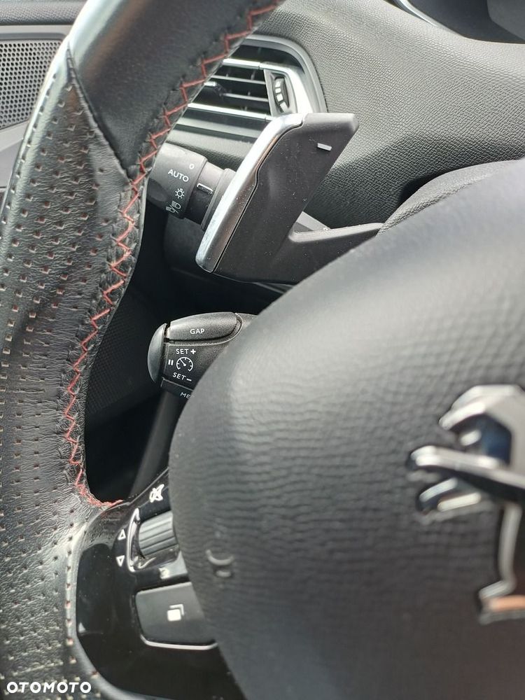 Peugeot 308 1.5 BlueHDi GT S&S EAT8 - 23