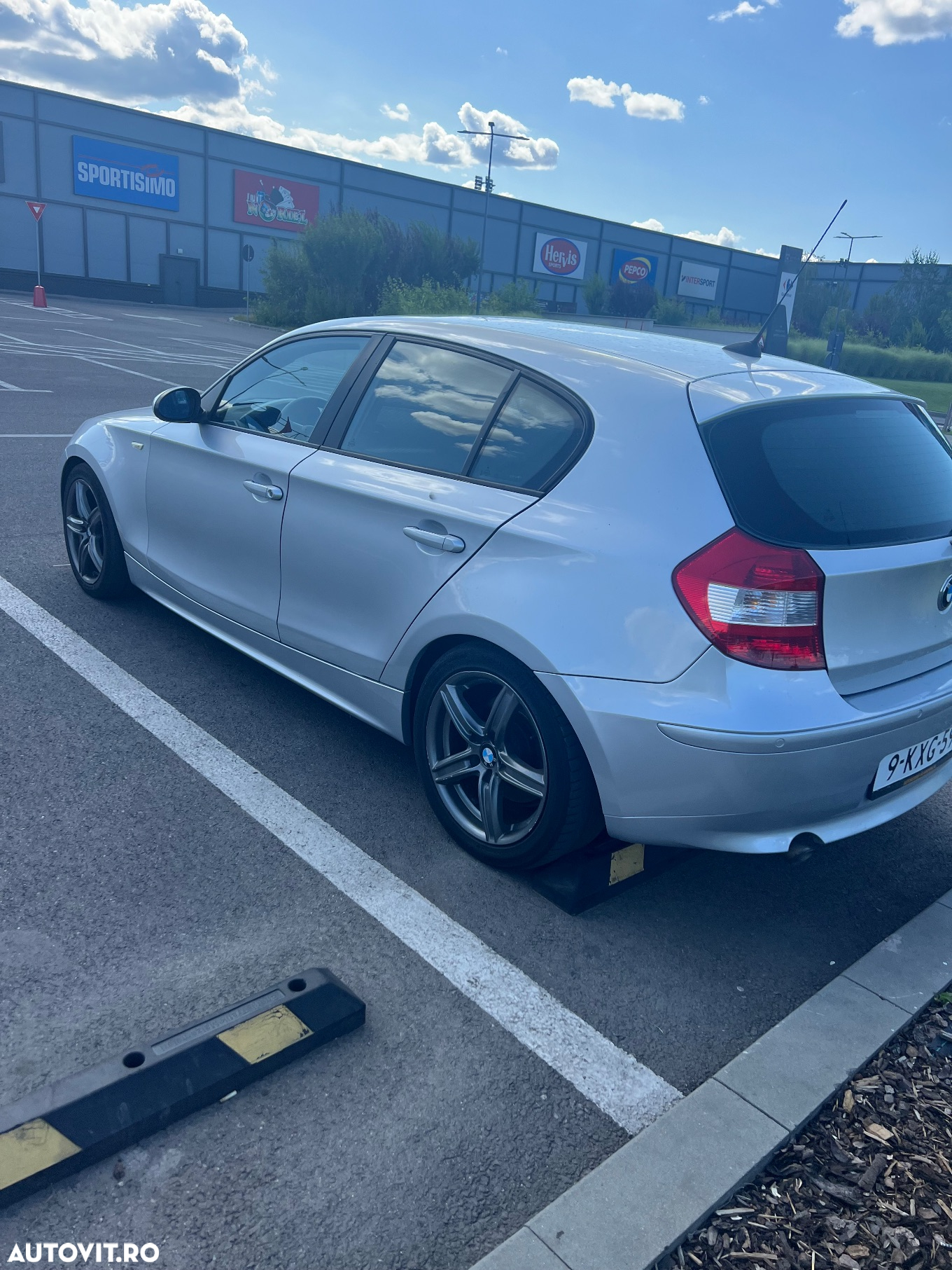 BMW Seria 1 120d DPF Aut. - 4