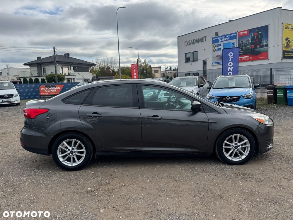Ford Focus - 24
