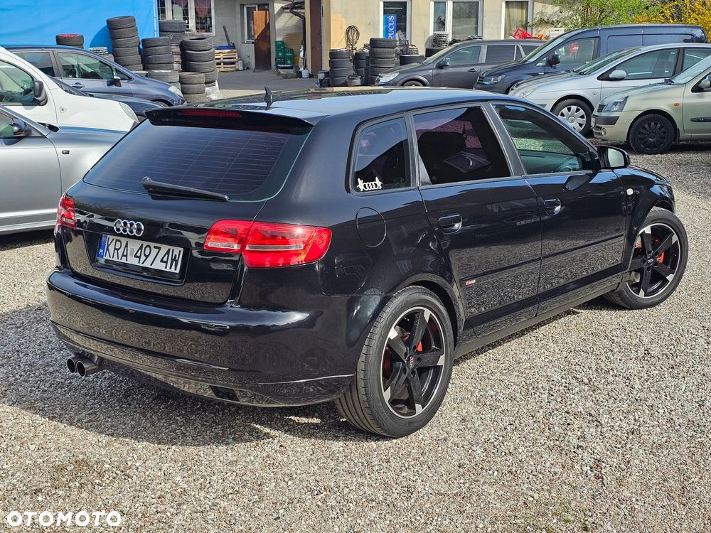Audi A3 Sportback 2.0 TDI DSG Ambition - 2