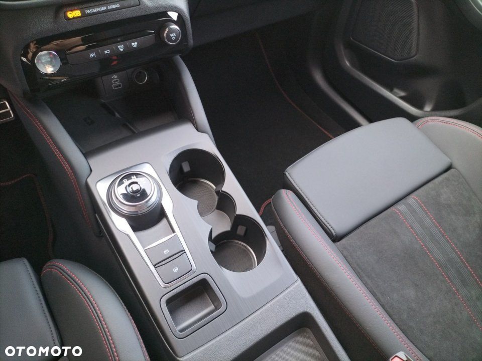 Ford Kuga - 15