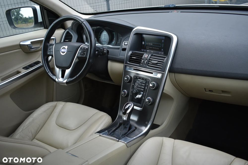 Volvo XC 60 T6 AWD Summum - 5