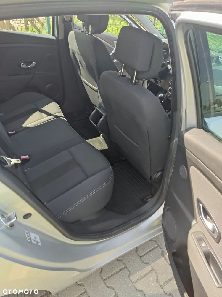 Renault Megane 1.6 16V Dynamique - 19