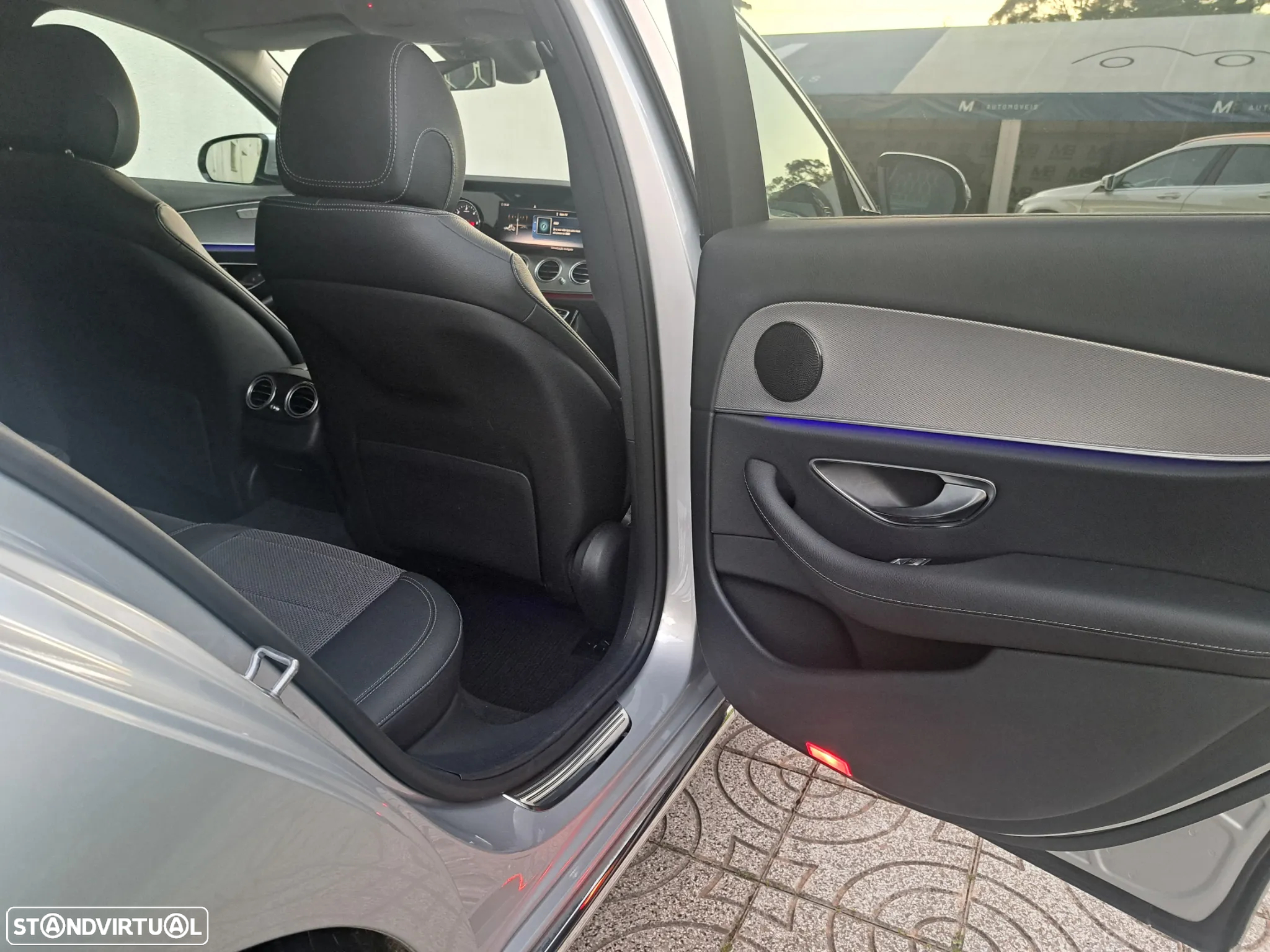 Mercedes-Benz E 300 de Avantgarde - 40