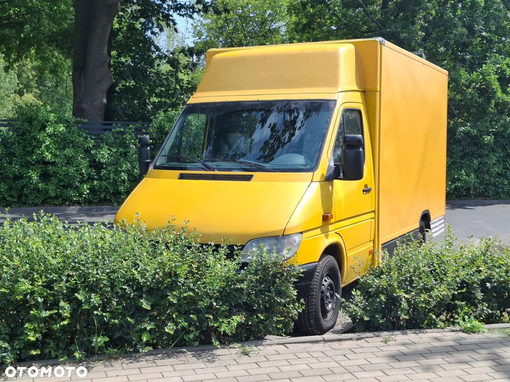 Mercedes-Benz Sprinter - 3