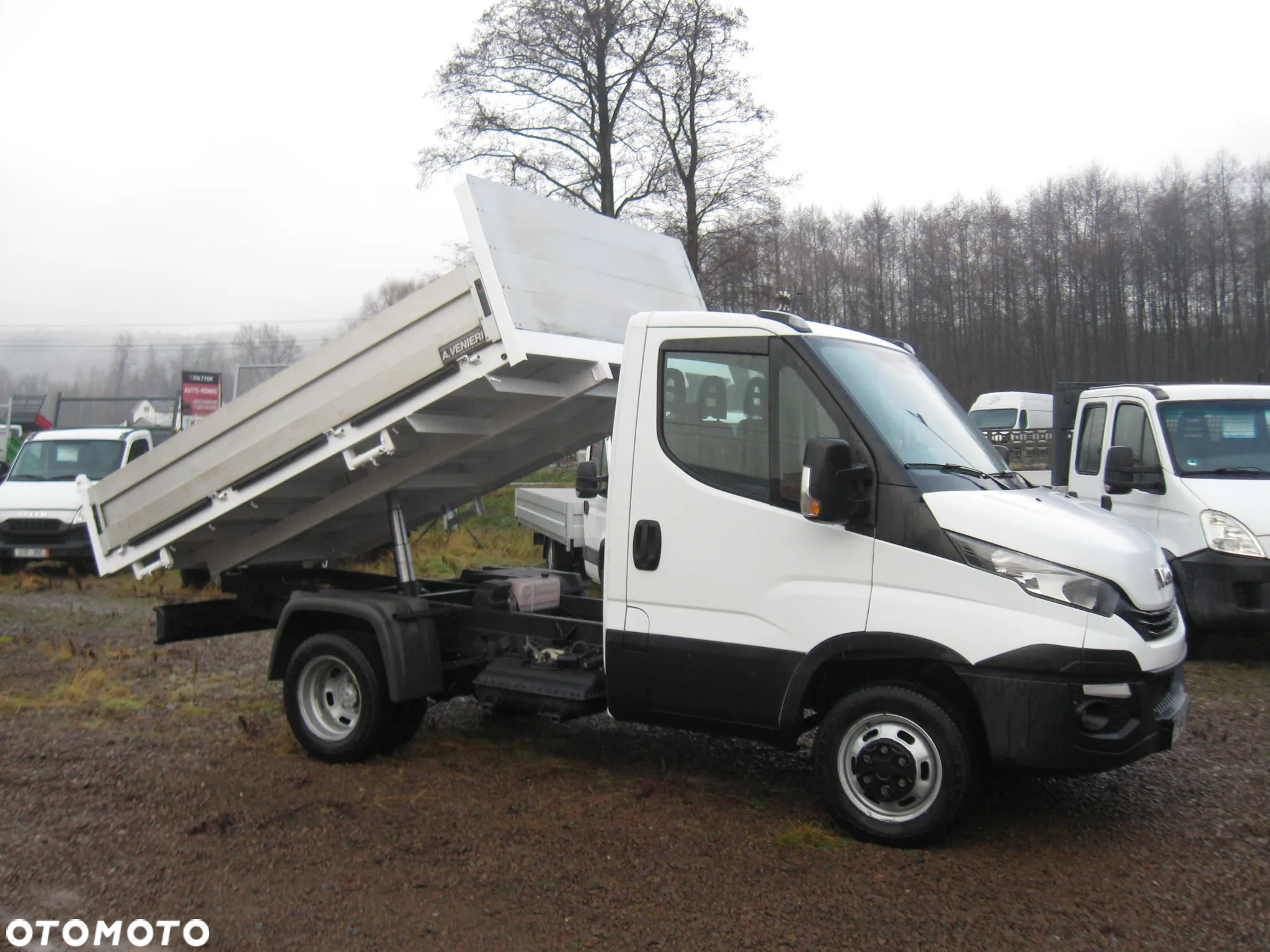 Iveco DAILY 35C. ORYGINALNA  WYWROTKA NA 3- STRONY Z WŁOCH. - 13