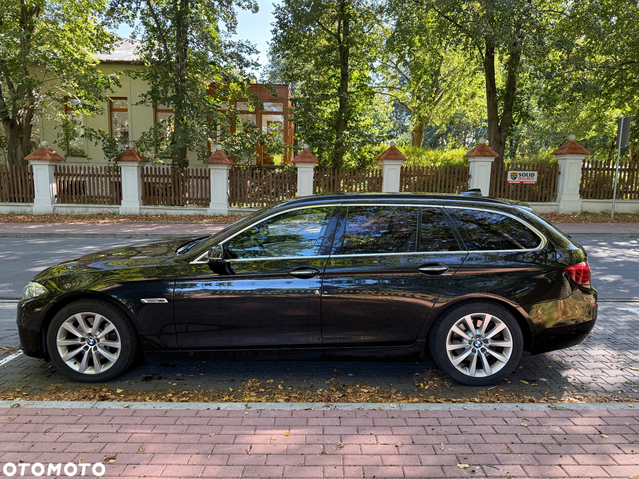 BMW Seria 5 525d Touring Luxury Line - 4