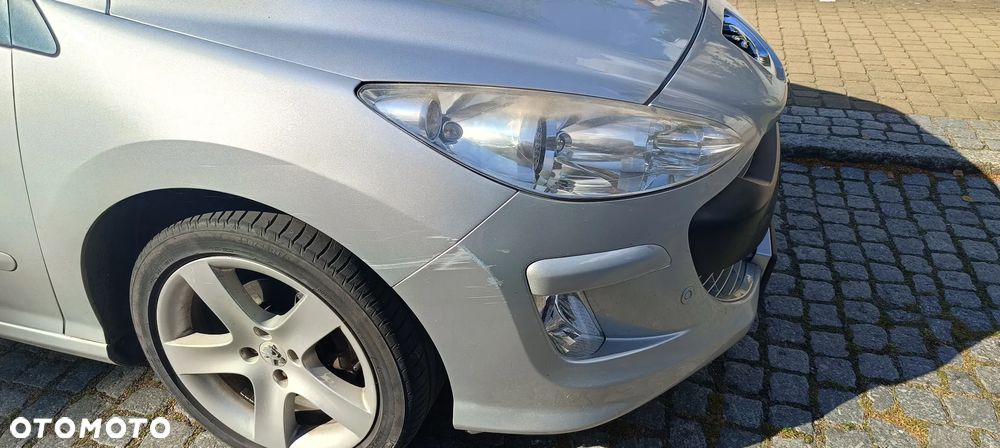 Peugeot 308 1.6 Premium Plus - 21