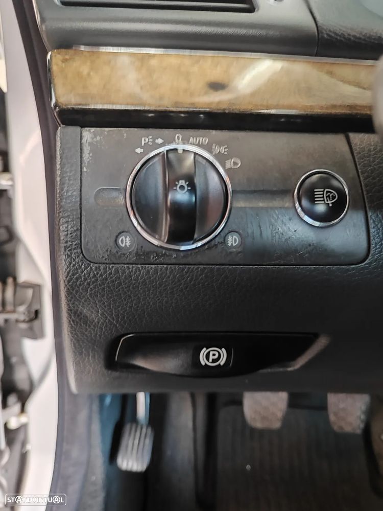 Mercedes-Benz E 220 CDi Avantgarde - 26
