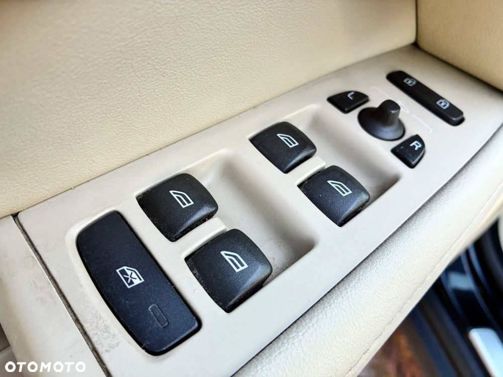 Volvo XC 70 D5 AWD Summum - 18