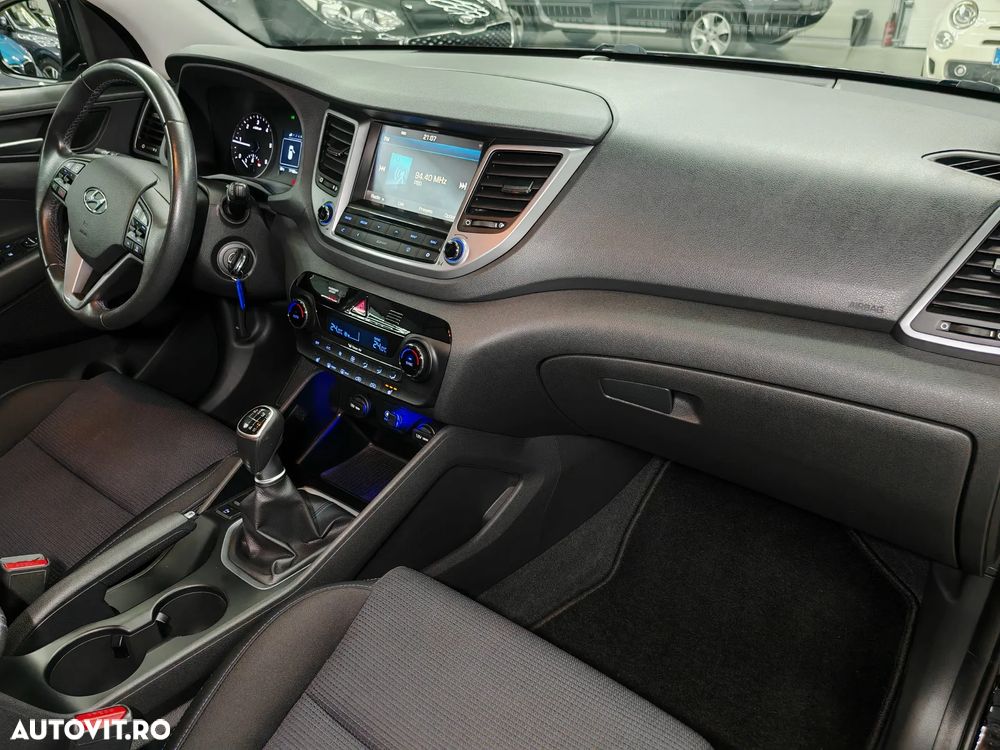 Hyundai Tucson blue 1.7 CRDi 2WD Classic - 8