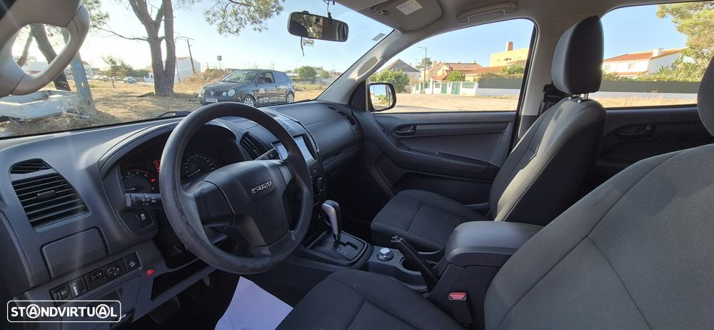 Isuzu D-Max - 6