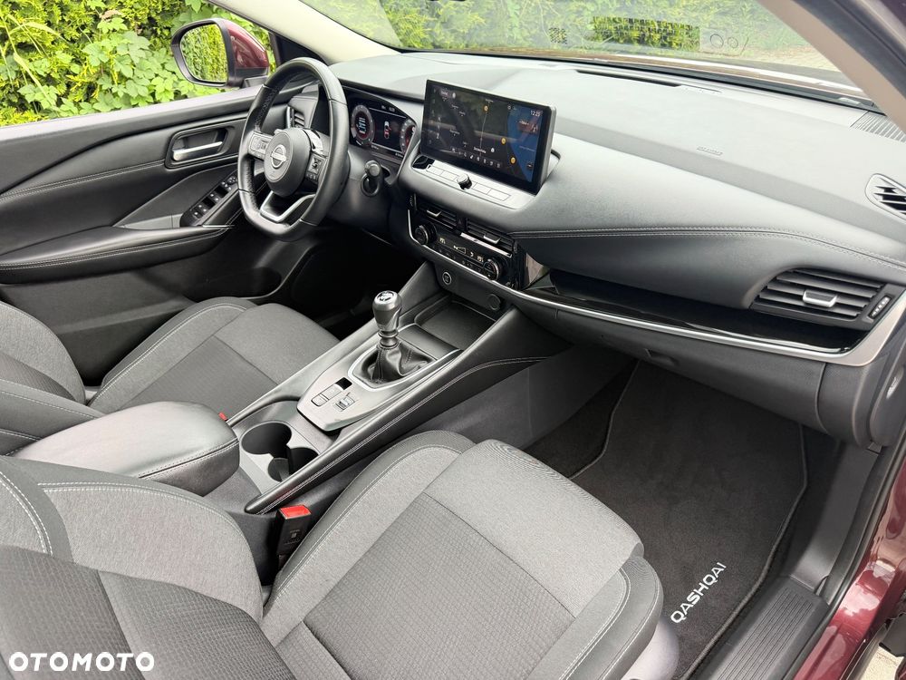 Nissan Qashqai 1.3 DIG-T MHEV Tekna - 32