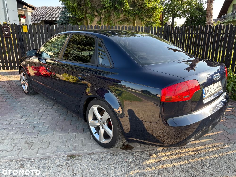 Audi A4 Limousine 3.0 TDI DPF quattro - 6