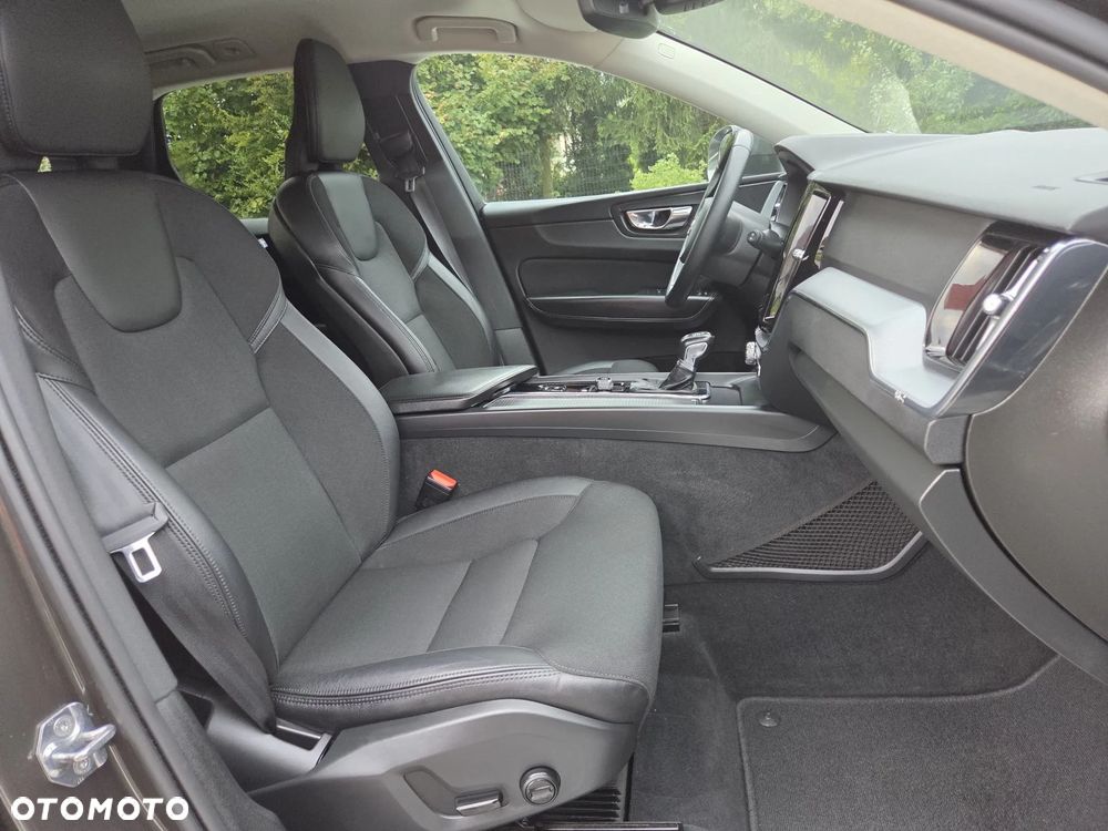 Volvo XC 60 D4 Geartronic Momentum - 11