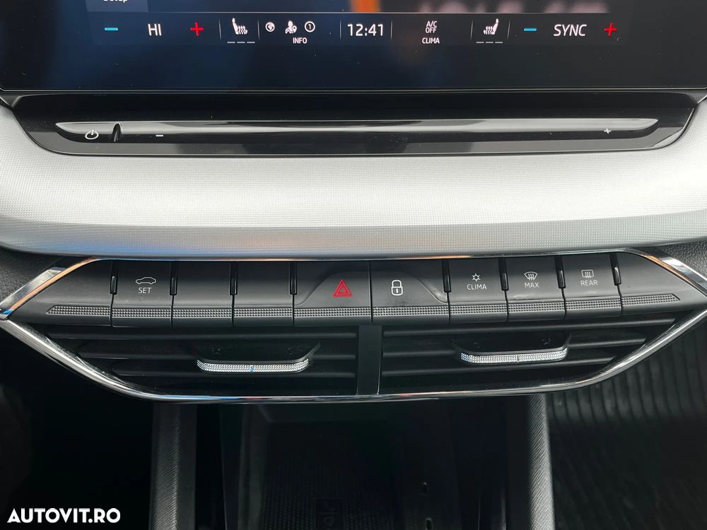 Skoda Octavia 2.0 TDI DSG Ambition - 22